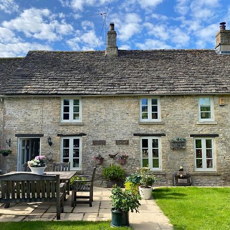 Newmans Cottage Burford Exterior photo