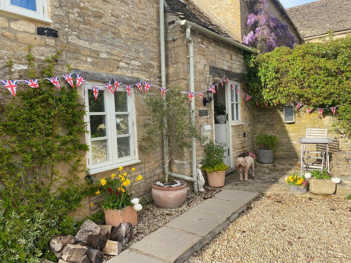 Newmans Cottage Burford Exterior photo